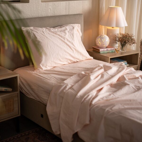 Alternative view of Kids Crinkle Percale Organic Cotton Sheet Set + Pillowcases