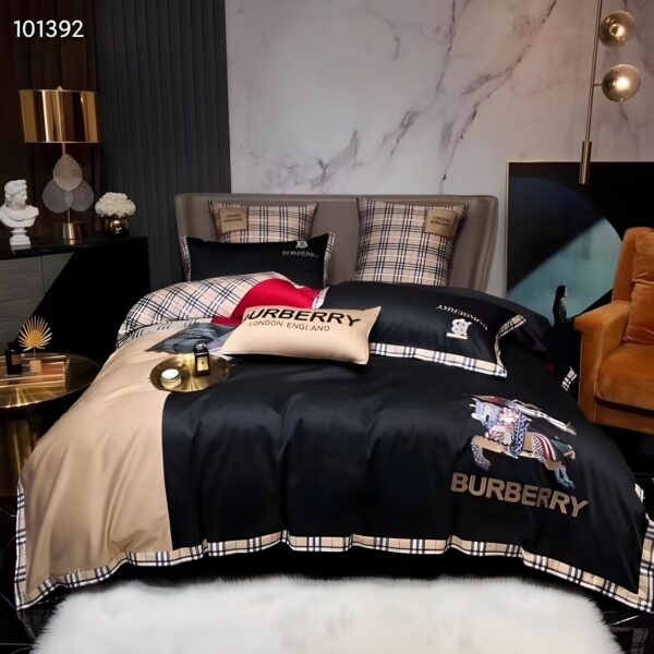 Burberry Bedding Set - TB037
