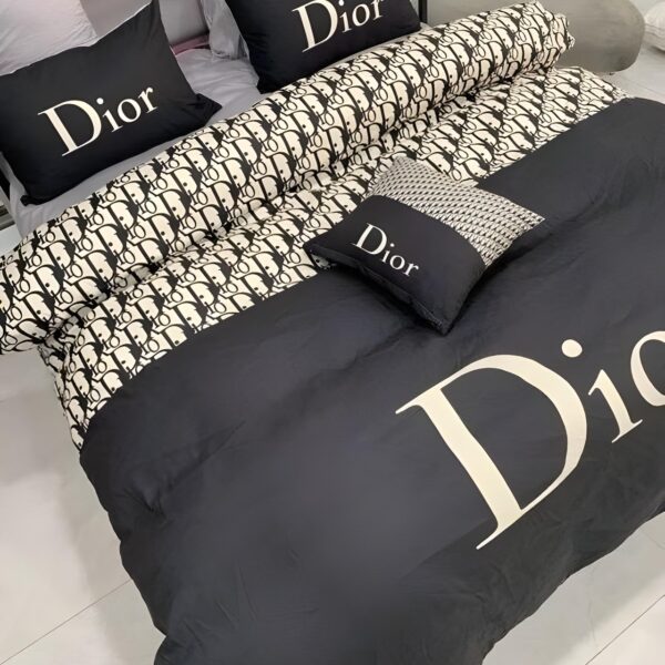 Dior Bedding Set - TB200