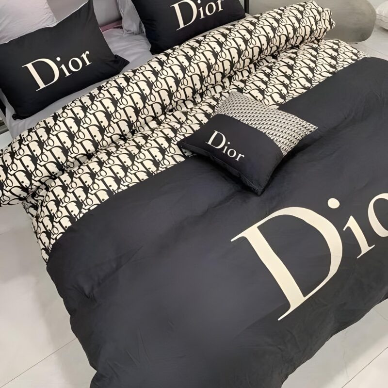 Dior Bedding Set - TB200