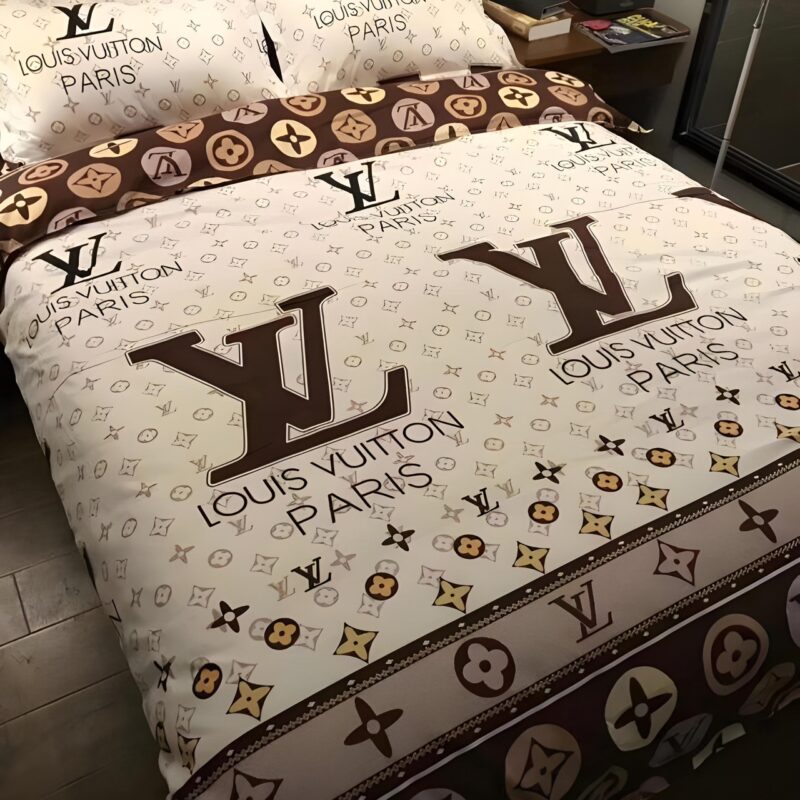 Louis Vuitton Bedding Set - TB504