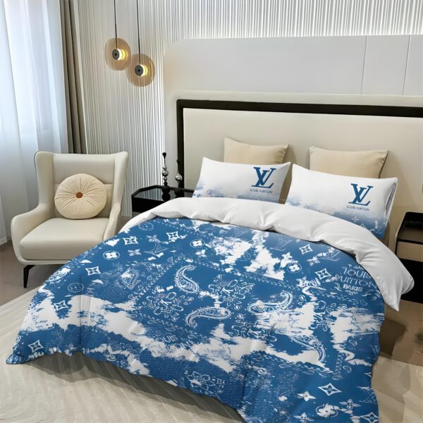 Louis Vuitton Bedding Set - TB597
