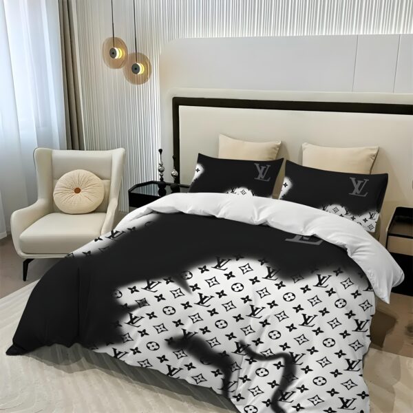 Louis Vuitton Bedding Set - TB599