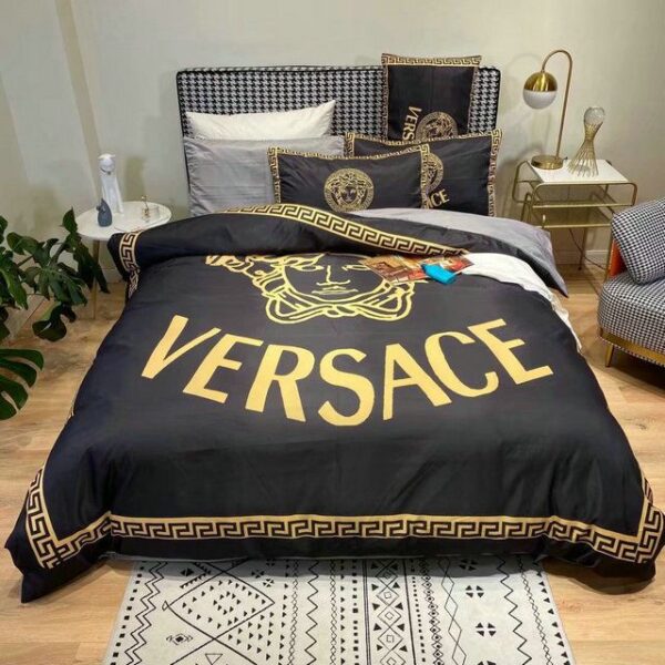 Versace Logo Type 3964 Bedding Sets Bed   Fashion Brand Blankets Covers Duvet Sheets Luxury Ideas Hyperbeast Bedroom