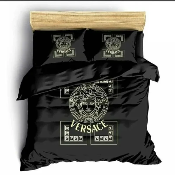 Versace Medusa Pattern Black Luxury Brand Premium Bedding Sets  Duvet Bed  Blankets Covers Bedroom Idea Home Decor